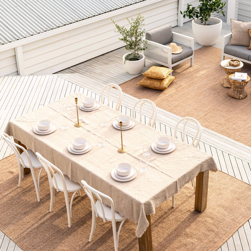 Fraser Outdoor/Indoor