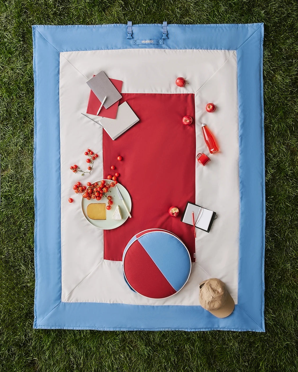 Hommey Picnic Blanket - Berry