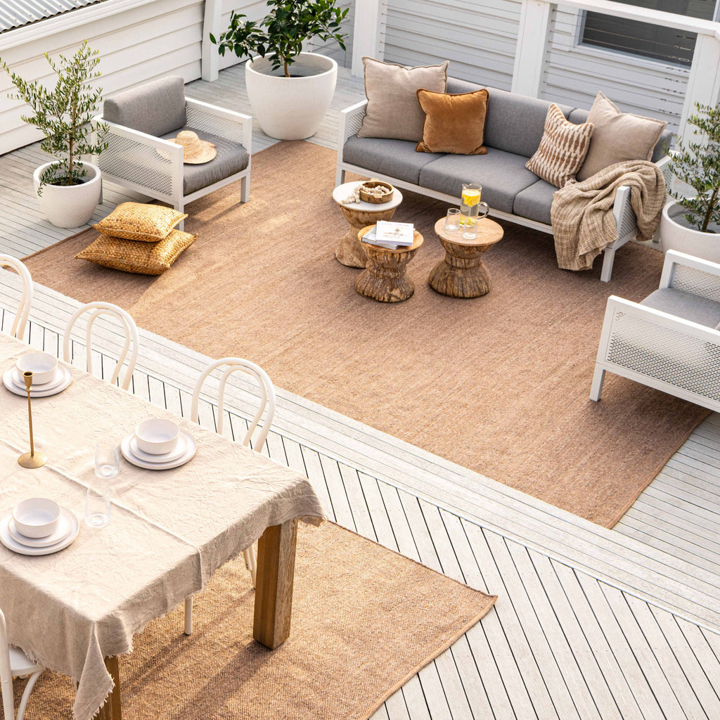 Fraser Outdoor/Indoor