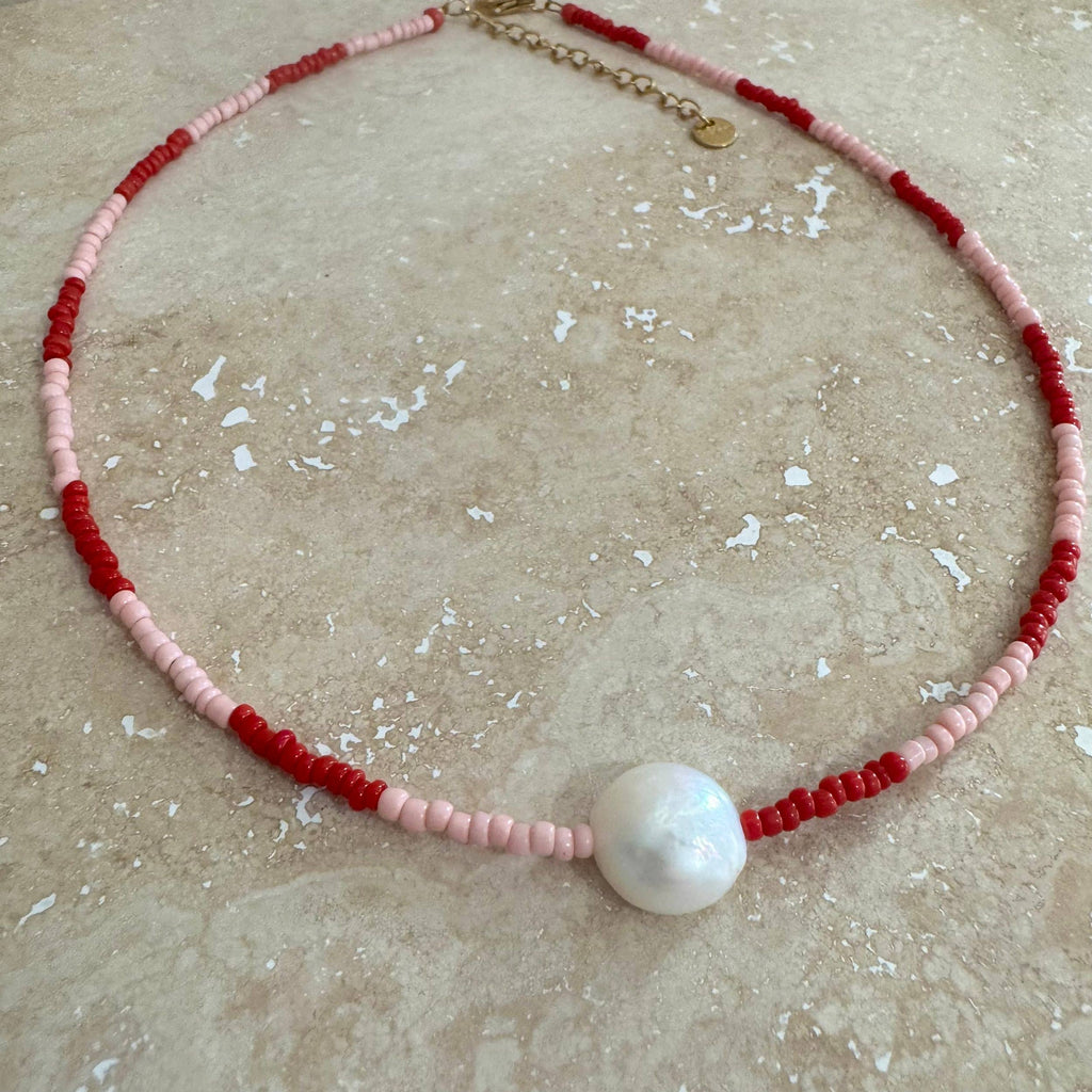 Lively Pearl Necklace