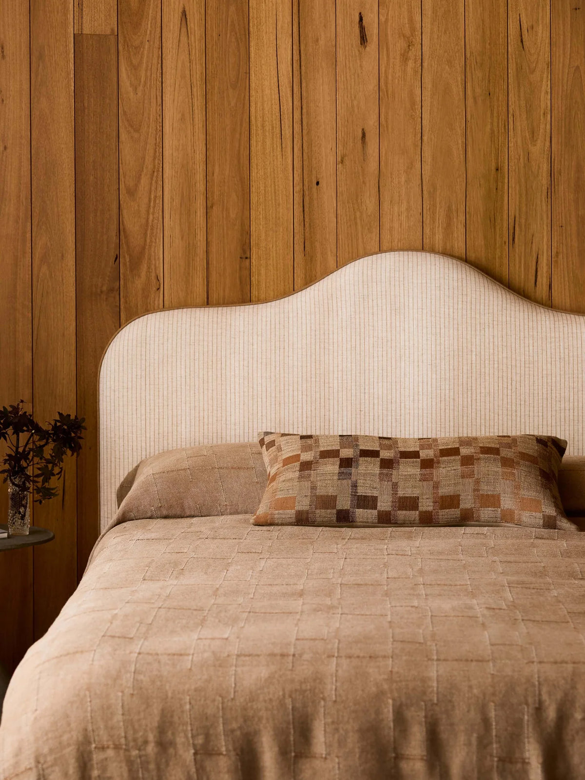 Palermo Grand French Linen Bedcover - Caramel