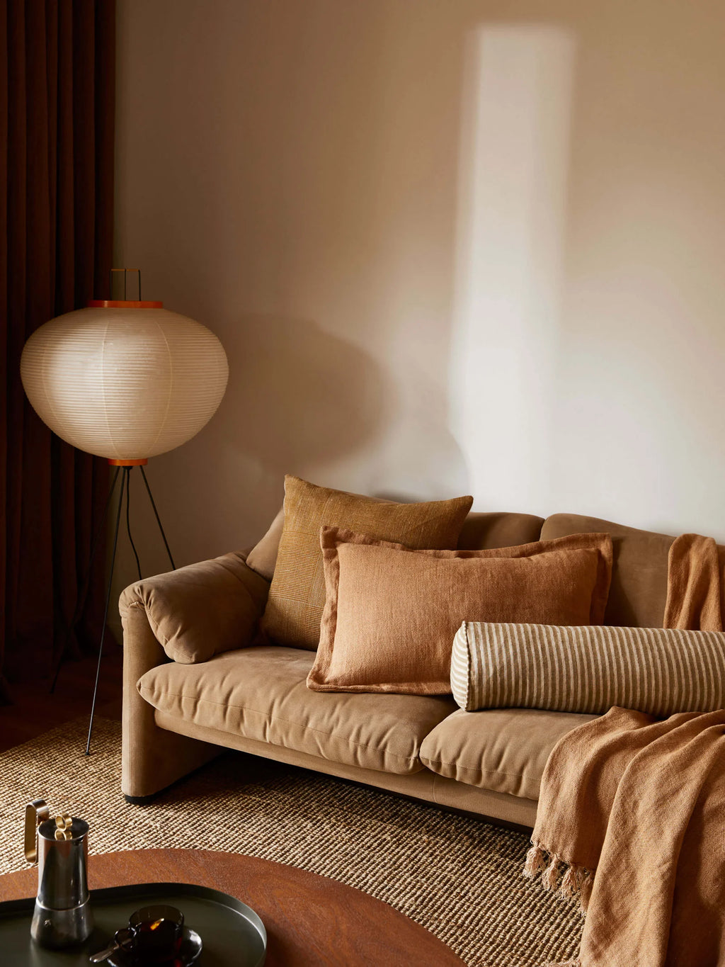 Burton Heavy Linen Lumbar Cushion