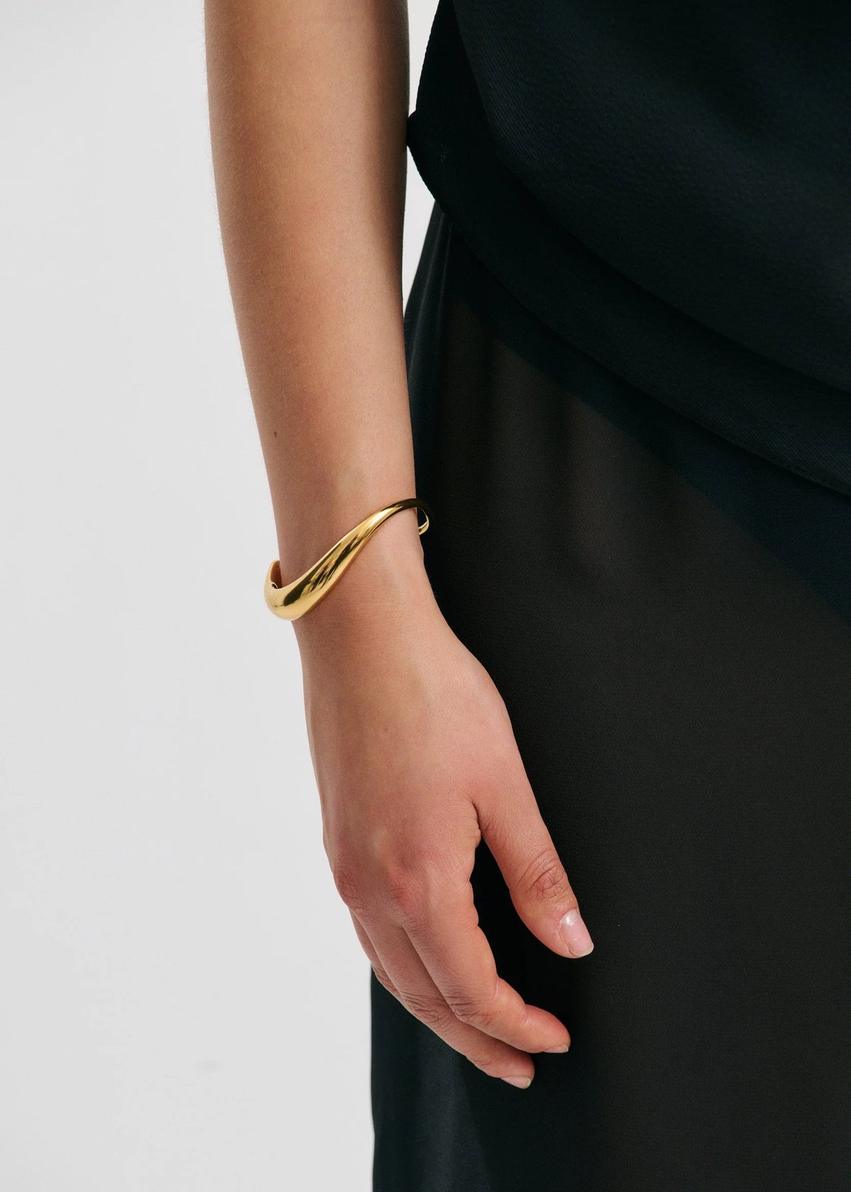 Wave Bangle Cuff - Gold