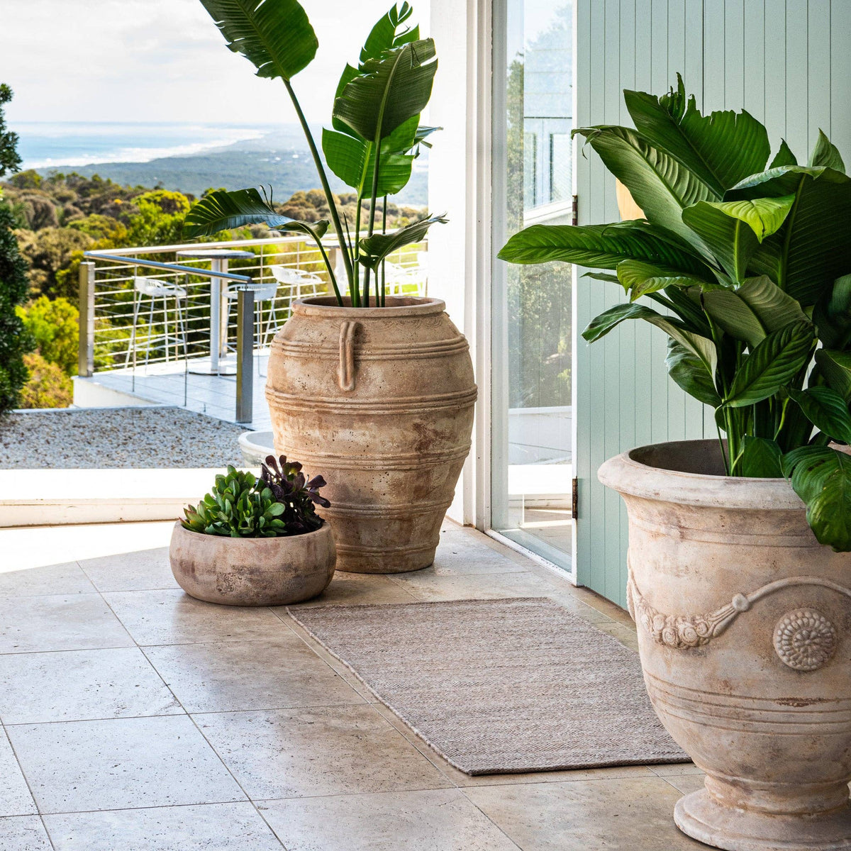Fraser Outdoor/Indoor