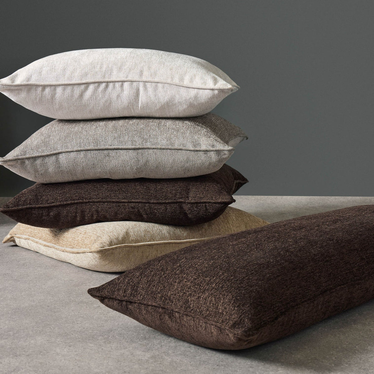 Valencia Cushion