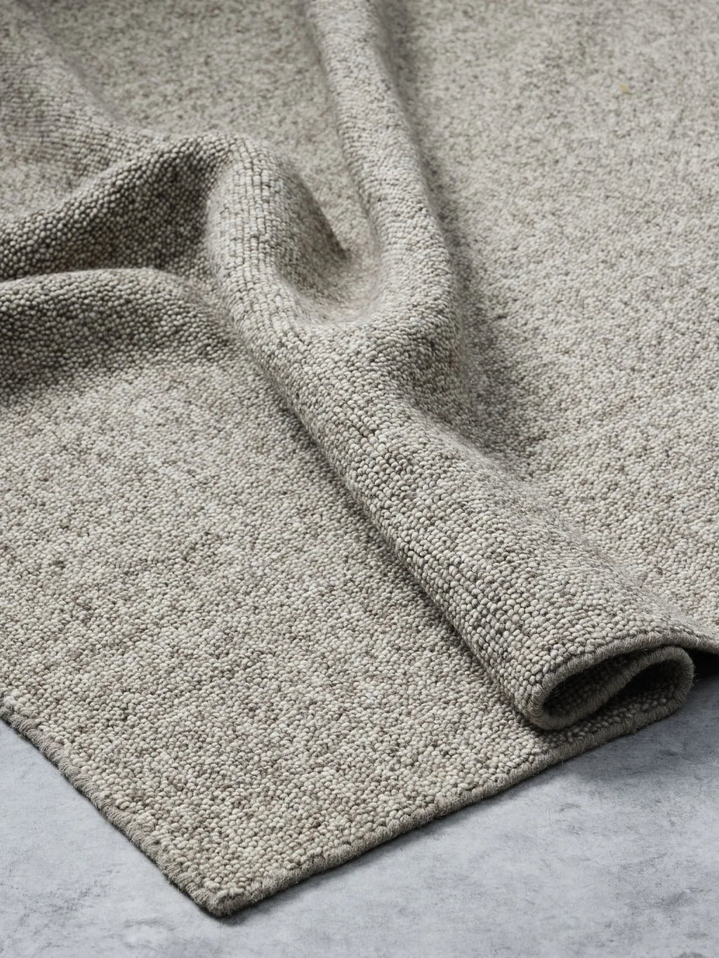Noble - Dark Beige