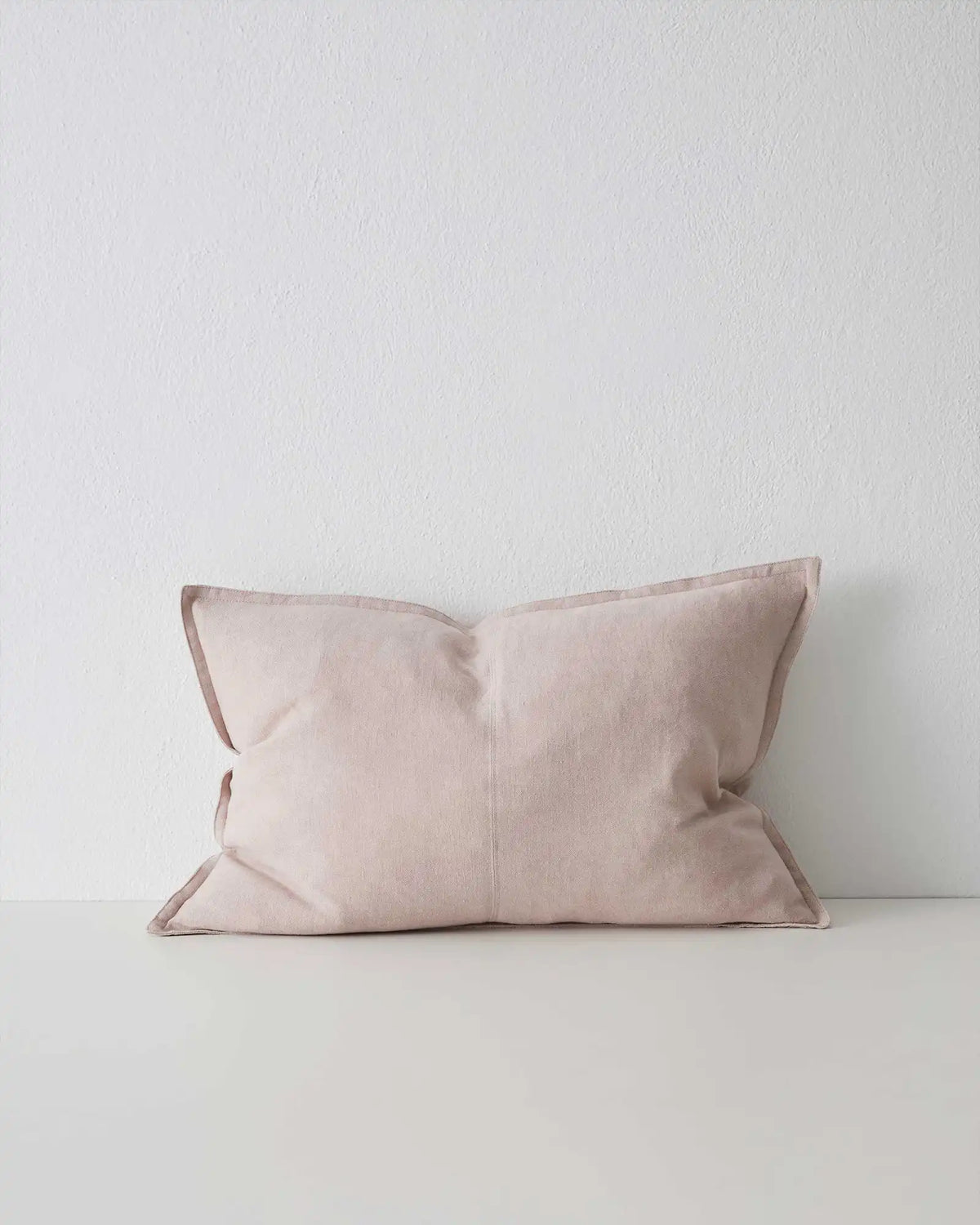 Como Stonewashed Lumbar Cushion